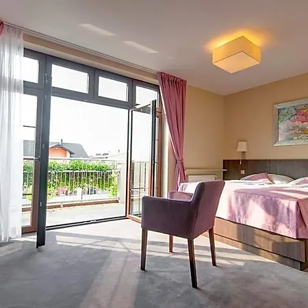 Otel Figa 3*